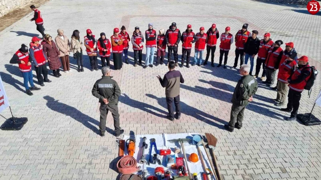 Elazığ'da orman ve kırsal alan yangınlarına müdahale eğitimi