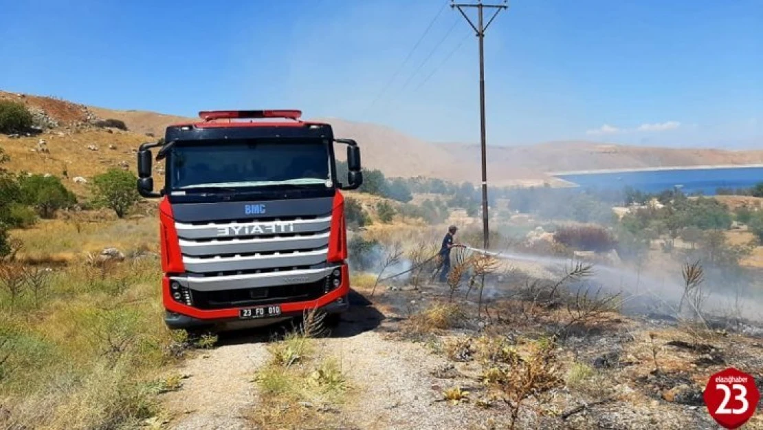 Keban'da Örtü Yangını