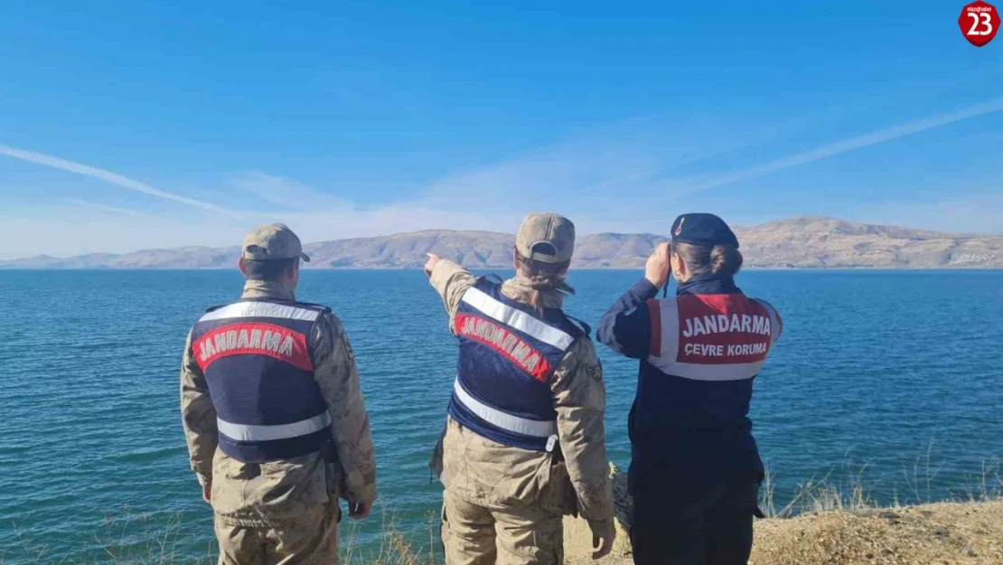 Elazığ'da Yangın İhbarına İlk Müdahale Jandarmadan