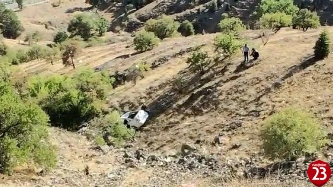 Harput'ta Otomobil 150 Metreden Aşağı Yuvarlandı, 2 Yaralı