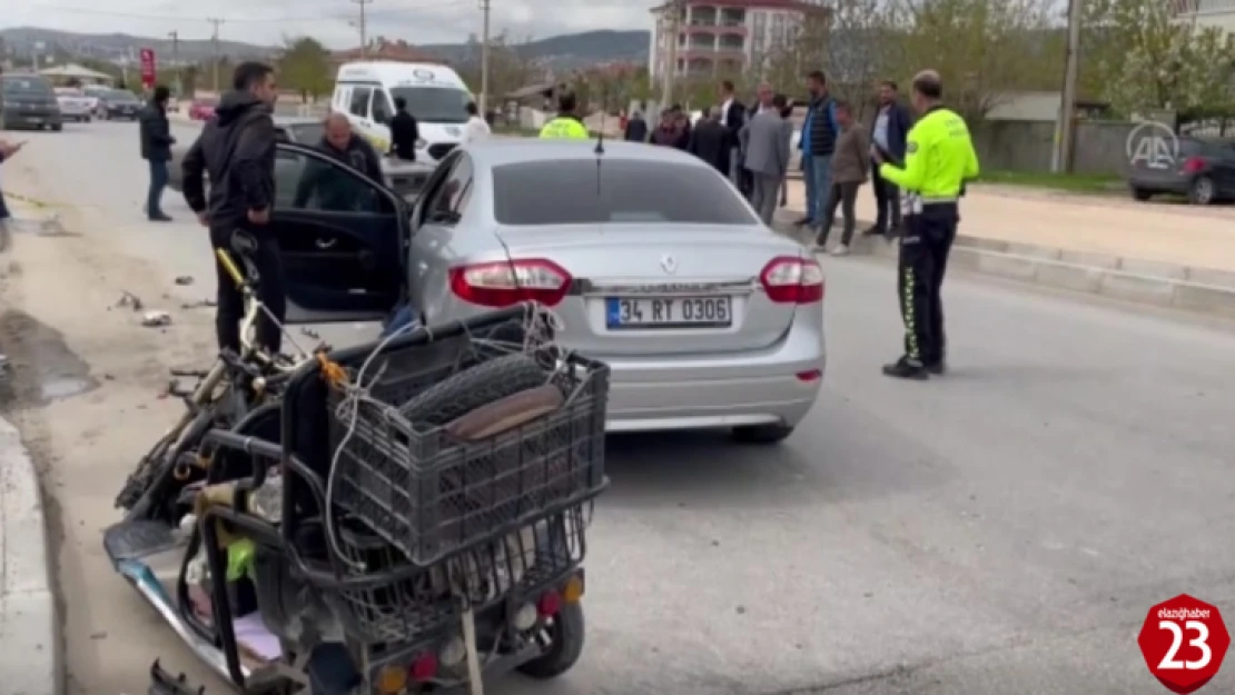 Elazığ'da Otomobilin Çarptığı Elektrikli Bisikletin Sürücüsü Öldü