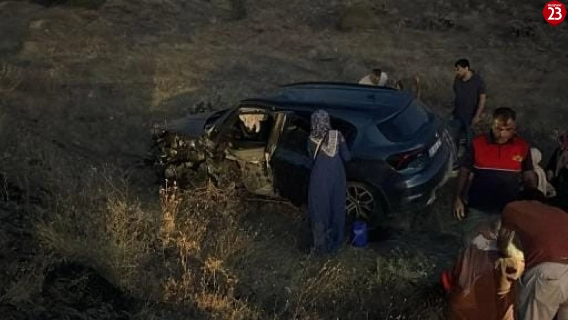 Elazığ'da otomobiller çarpıştı: 8 yaralı