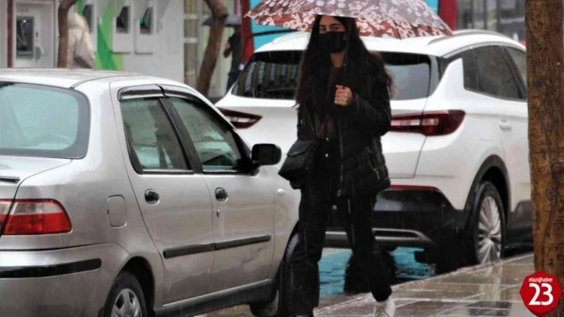 Elazığ'da sağanak yağış ekili oldu