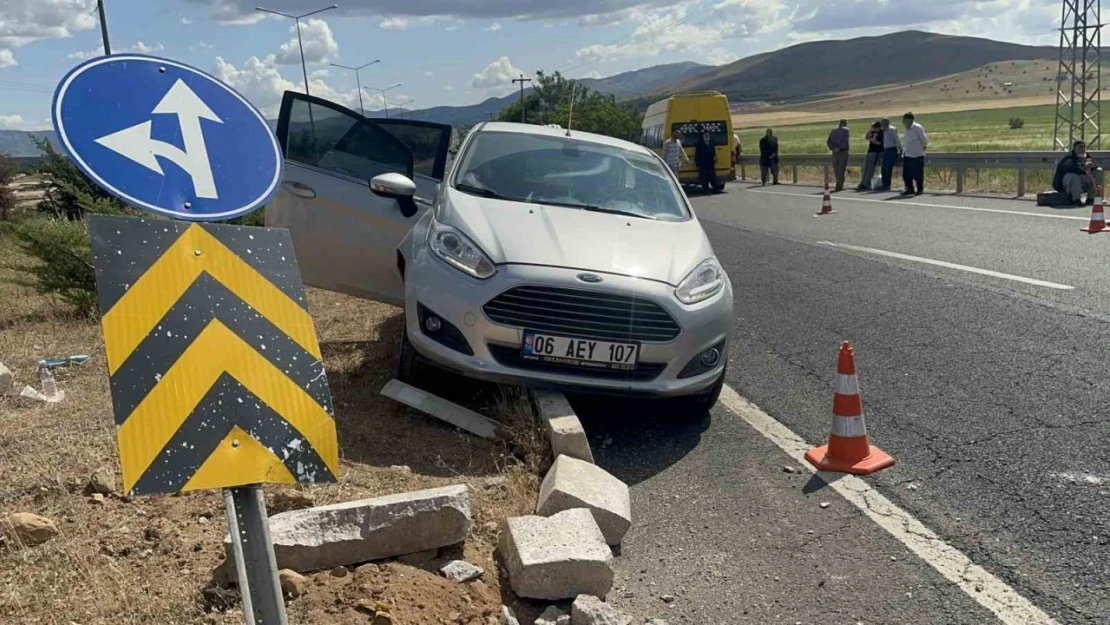 Elazığ'da trafik kazası: 1'i ağır 4 yaralı