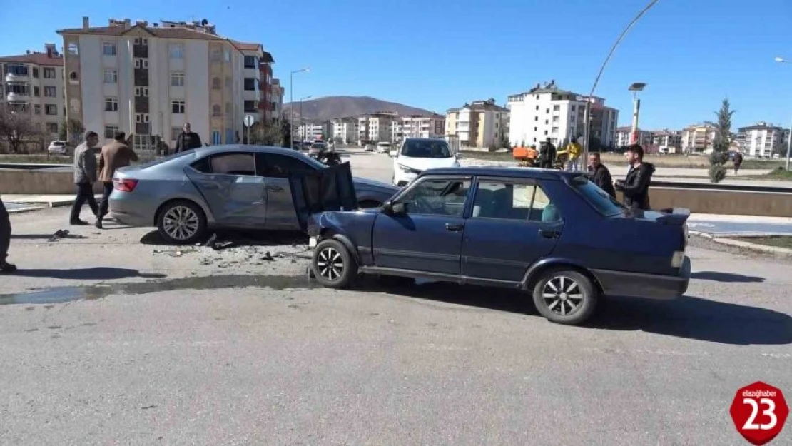 Elazığ'da trafik kazası: 1 yaralı