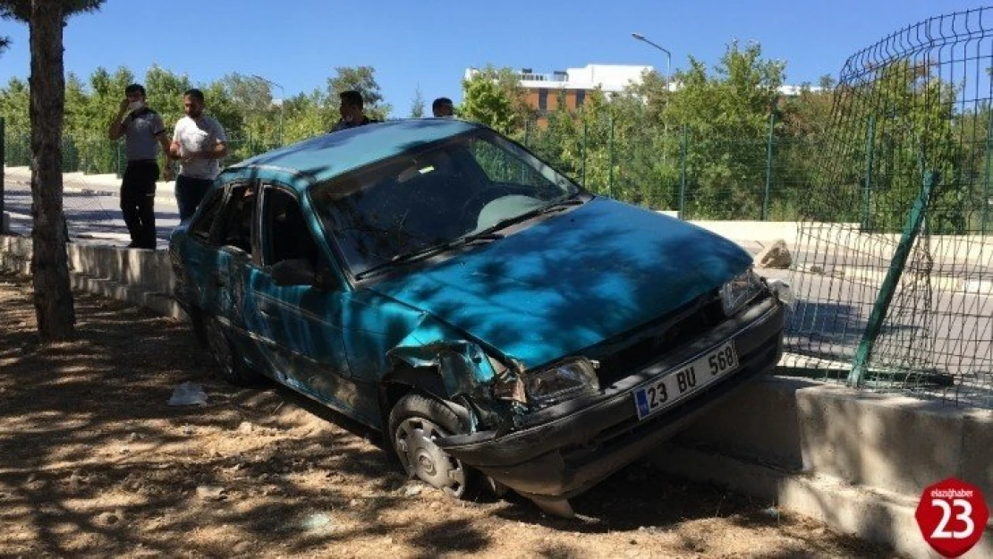 Elazığ'da trafik kazası: 2 yaralı
