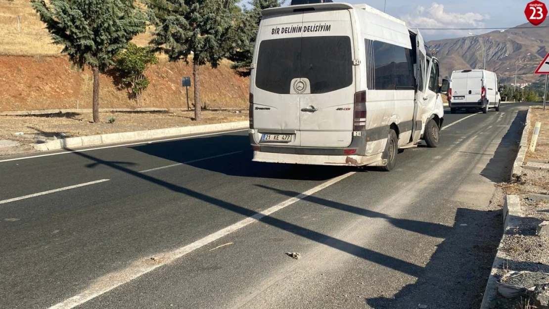 Elazığ'da trafik kazası: 2 yaralı