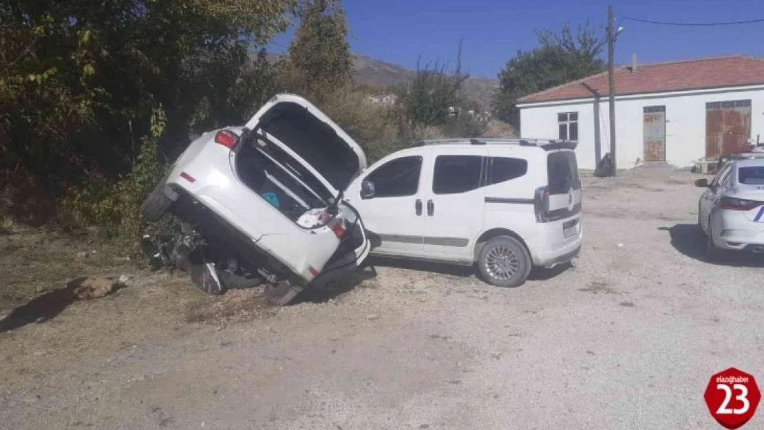 Elazığ'da trafik kazası: 4 yaralı