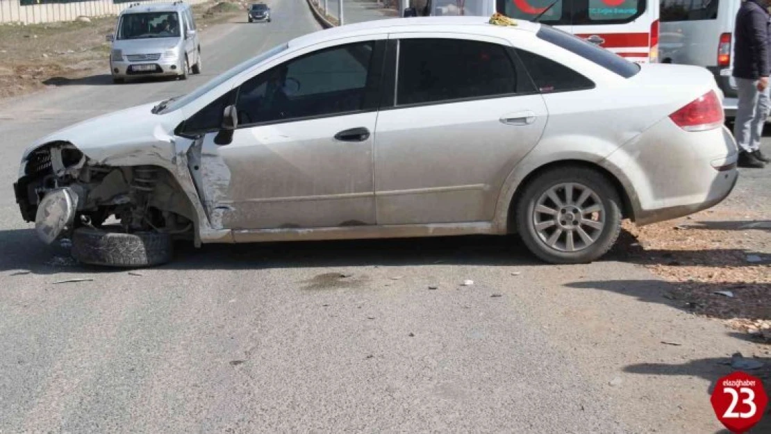 Elazığ'da trafik kazası: 4 yaralı