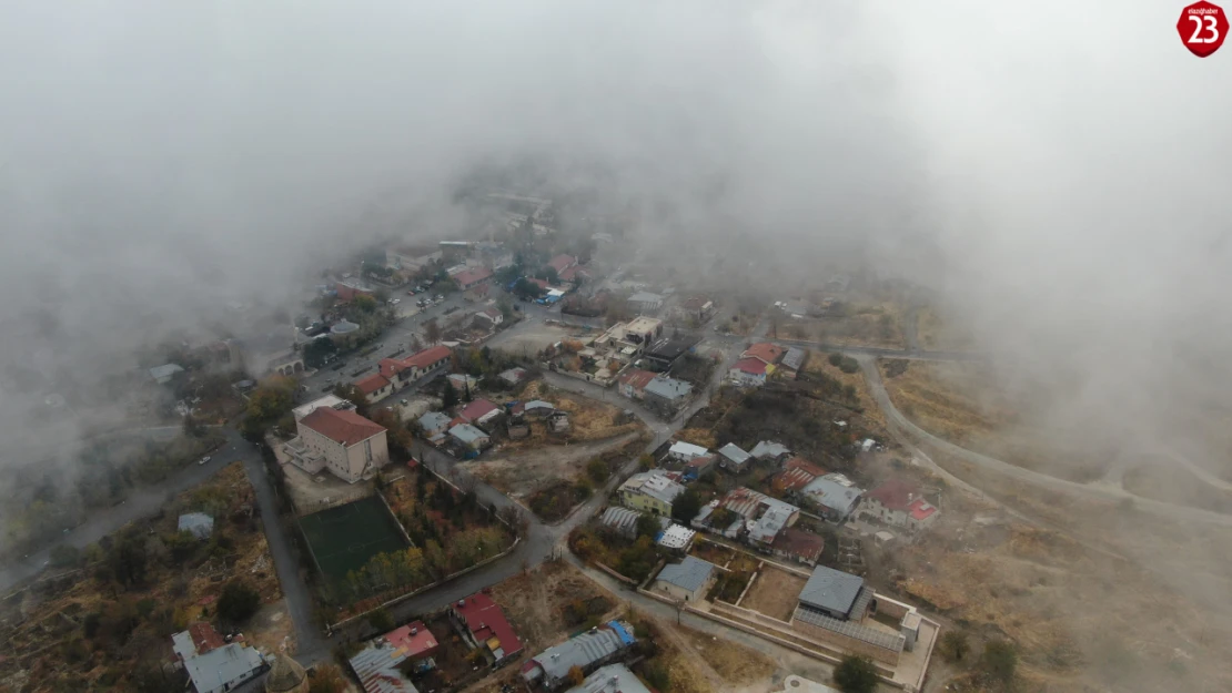 Elazığ'da Yağmur ve Sis, Harput'a Mistik Bir Hava Katıyor