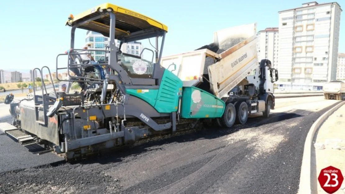 Elazığ Belediyesi Yol Çalışmalarını Sürdürüyor