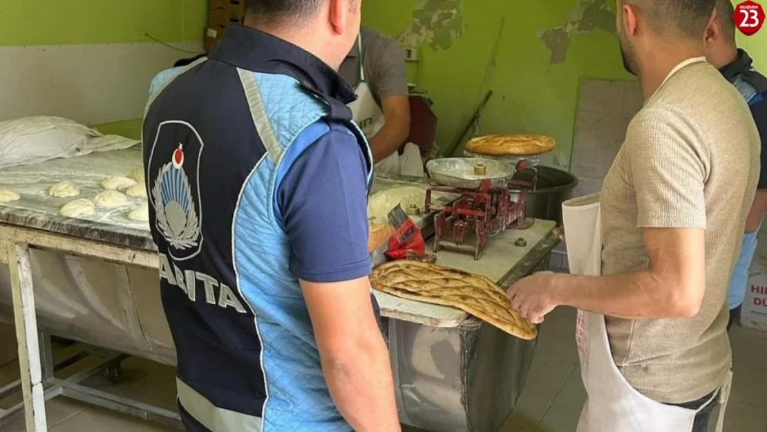 Elazığ'da zabıta ekipleri market, fırın ve kasapları denetledi