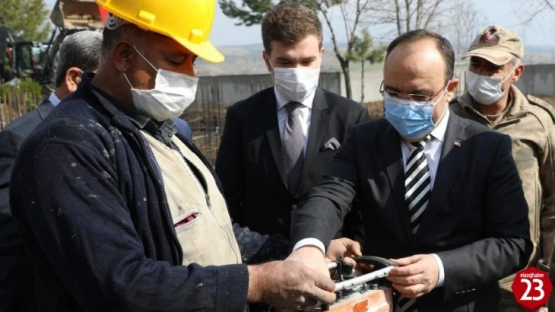 Elazığ Gülüşkür Jandarma Karakolu'nun yeni binasının  temeli atıldı