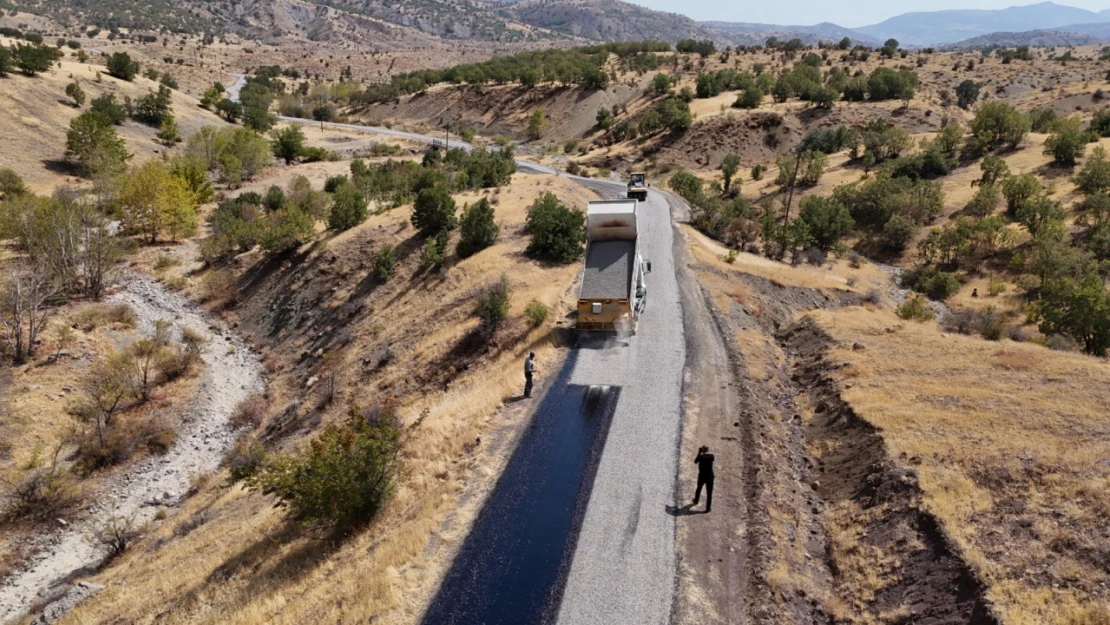 Elazığ İl Özel İdaresi, Alacakaya Bakladamlar Köyü Yol Çalışmalarını Tamamladı