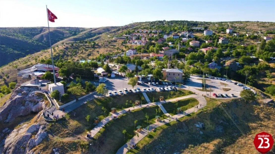 Elazığ'ın turizme açılan kapısı Harput'a ziyaretçiler gelmeye başladı