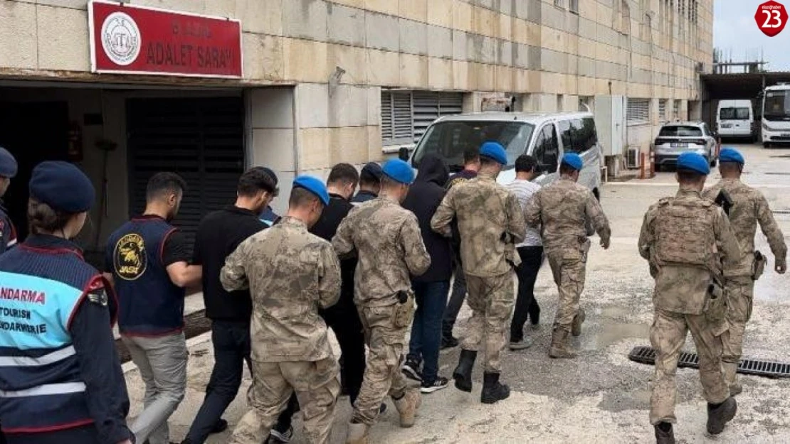 Elazığ merkezli 5 ilde dolandırıcılık ve hırsızlık operasyonu: 12 gözaltı