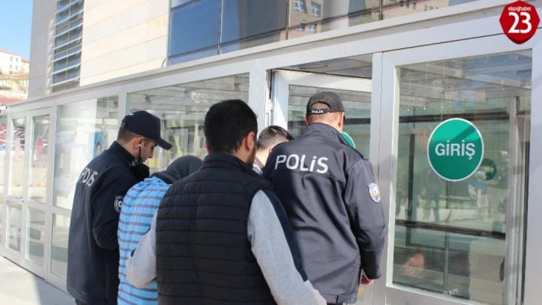 Elazığ Polisi 2 Hırsızlık Şüphelisini Suç Üstü Yakaladı