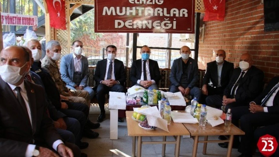 Elazığ protokolü, muhtarlarla bir araya geldi