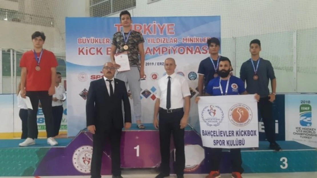 Elazığlı Sporcular 12 Madalyayla Döndü