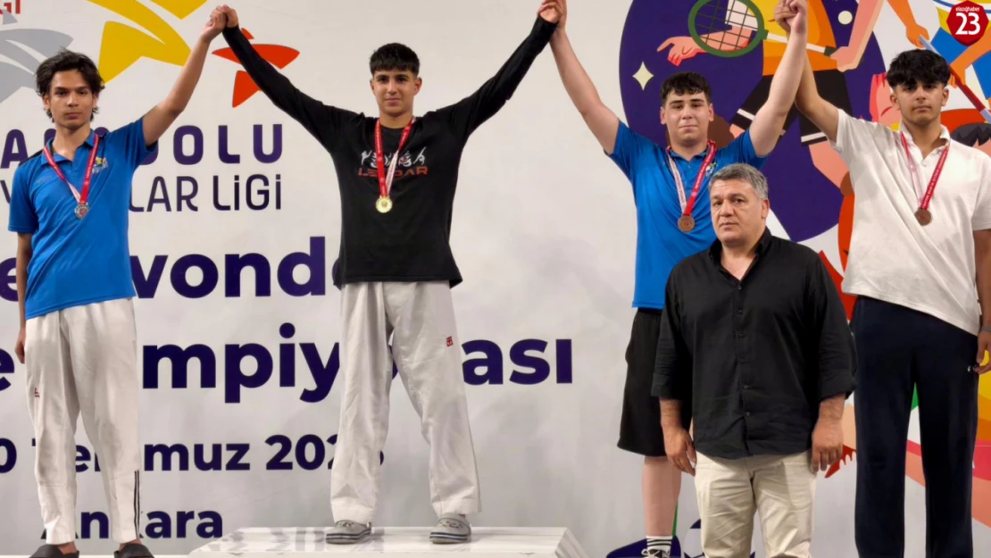 Elazığlı Taekwondocular Türkiye Üçüncüsü Oldu