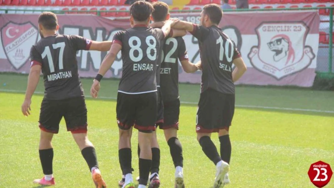 Elazığspor'da 3 futbolcu ceza sınırında