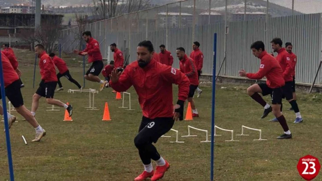 Elazığspor F. Erbaaspor'a bileniyor