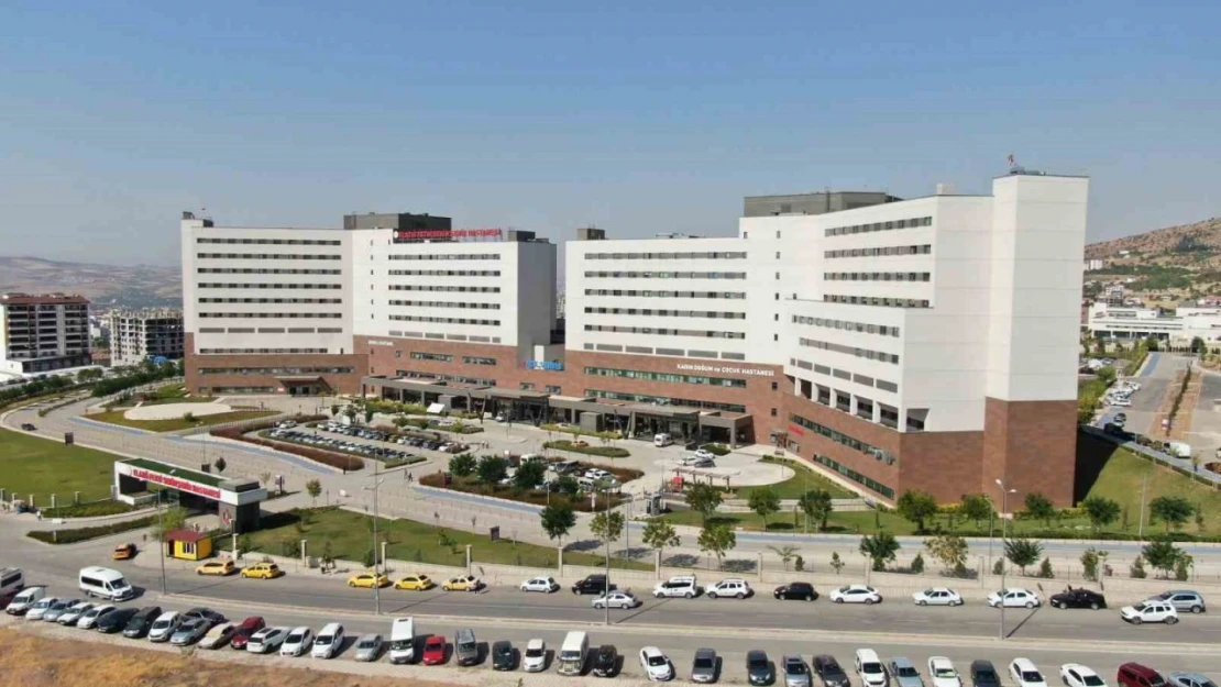 Fethi Sekin Şehir Hastanesinde 4 branşta klinik başvurular kabul edildi