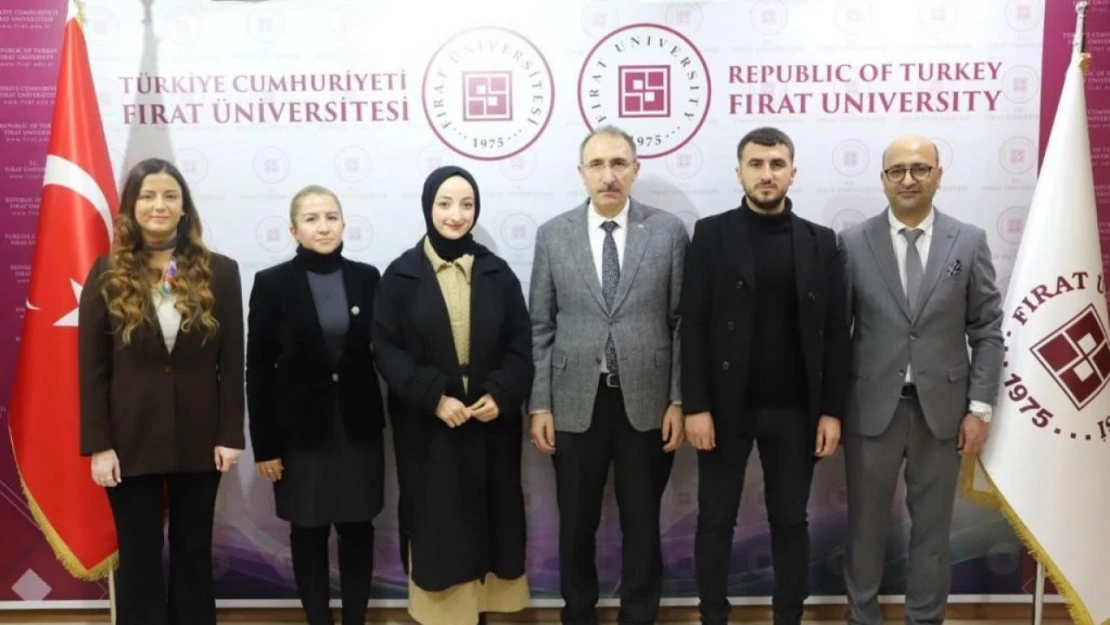 Fırat Üniversitesi, Genç İletişimciler Yarışması'nda 2 ödül aldı