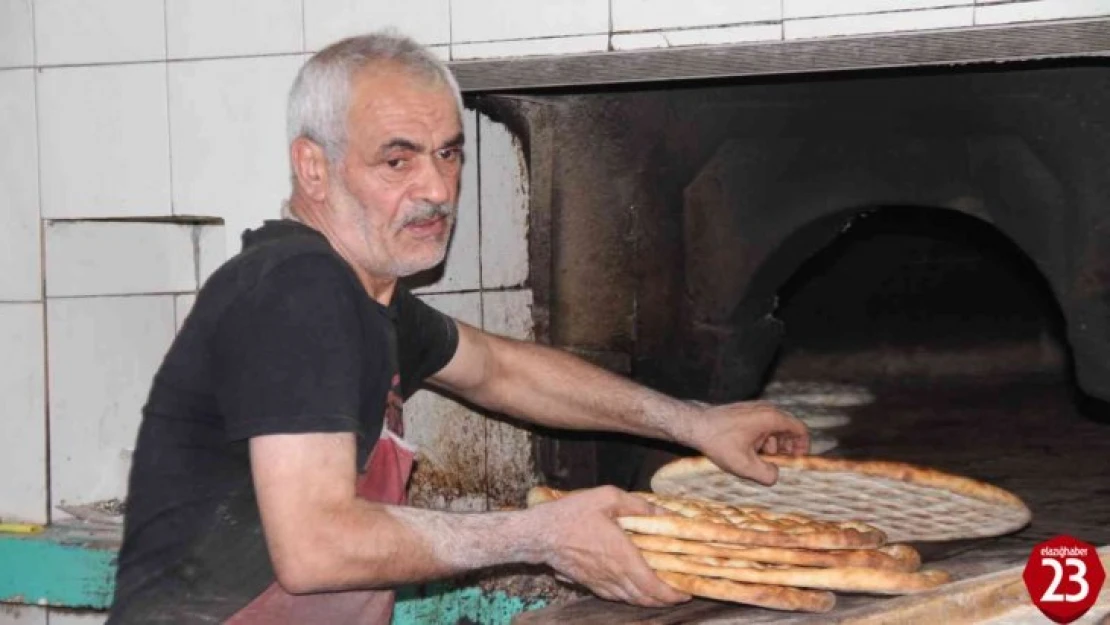 Fırıncıların sıcakta ekmek mücadelesi: Dışarısı 40, içerisi 100 derece