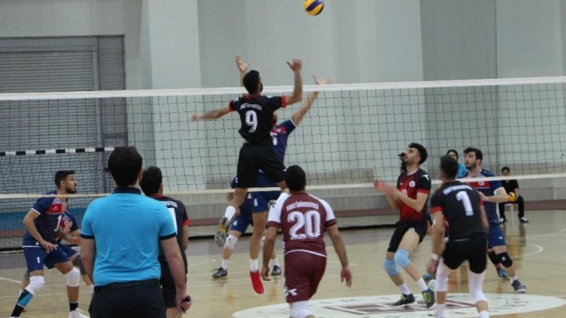 Fırat Üniversitesinde, Voleybol 1. Lig Müsabakaları Başladı