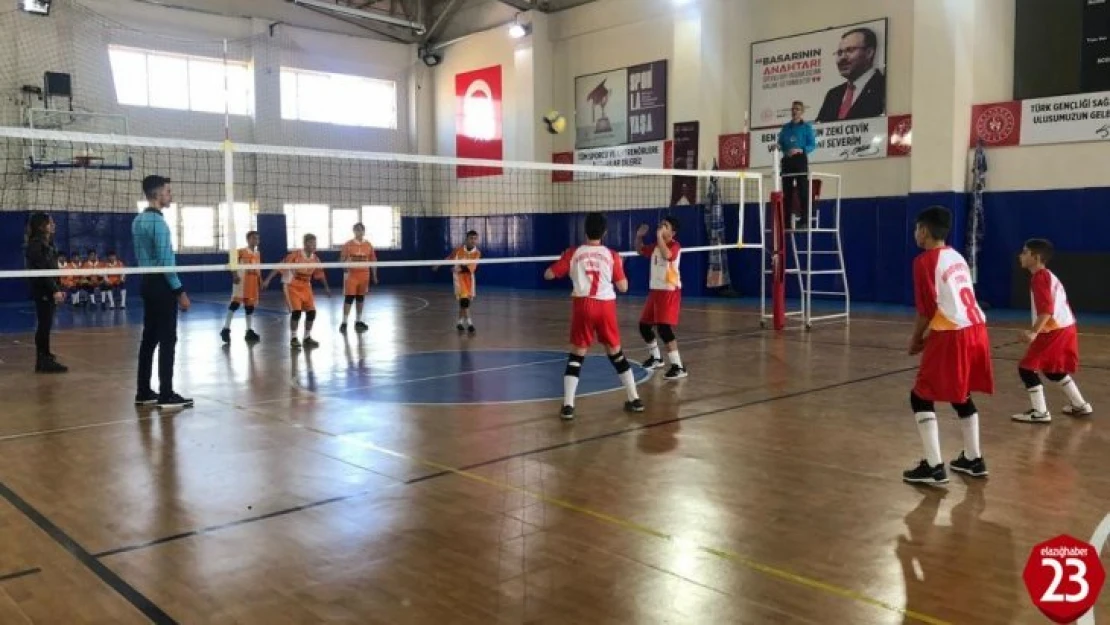 Gençler voleybolda şampiyonlar belli oldu