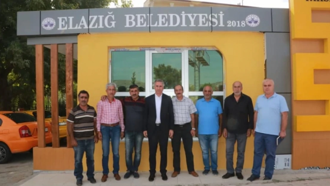 Elazığ'da Modern Taksi Durakları Hizmette