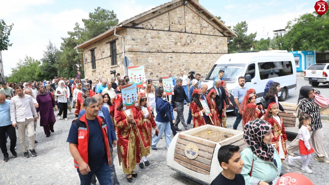 Harput'ta 'Koruyucu Aile Günü Şenliği' Yoğun Katılımla Gerçekleştirildi