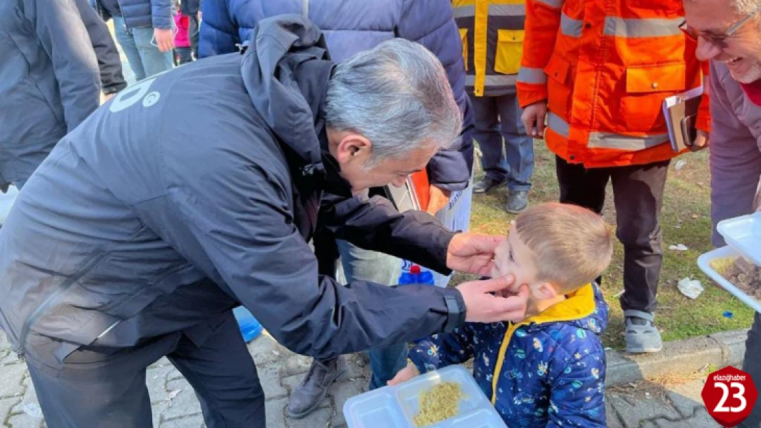 Hemşehrimiz Tuncay Akkoyun Deprem Bölgesindeki Başarılı Çalışmaları İle Ulusal Basında