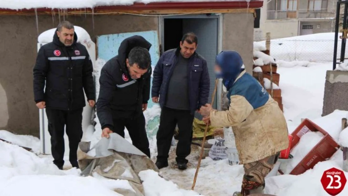 İl Özel İdaresi ekipleri, yaşlı kadının yardım çağrısına kayıtsız kalmadı