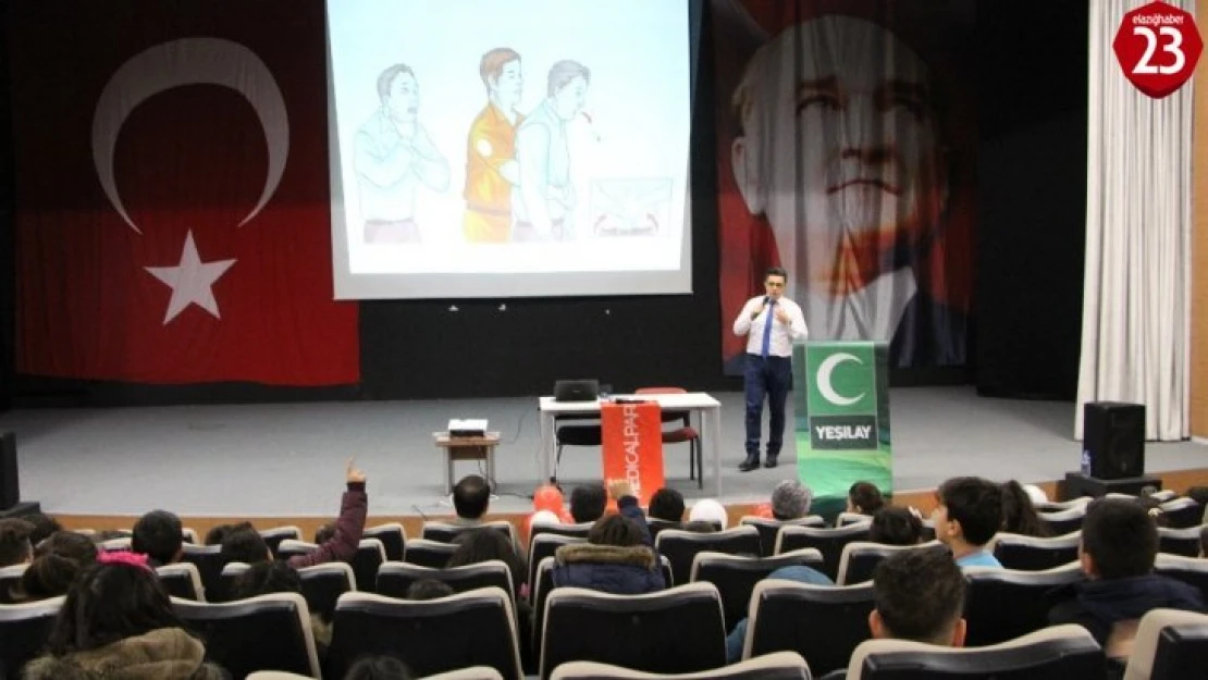 İlk ve ortaokul öğrencilerine ilk yardımın önemi anlatıldı