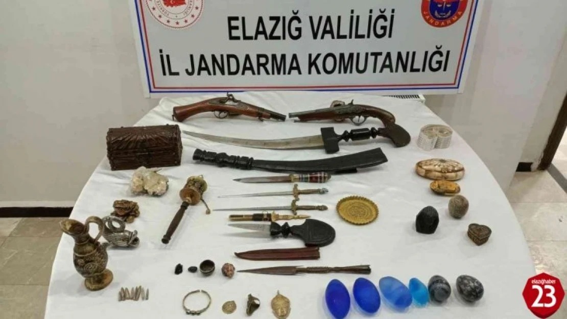 Elazığ'da Jandarmadan Tarihi Eser Operasyonu, 102 Obje Ele Geçirildi