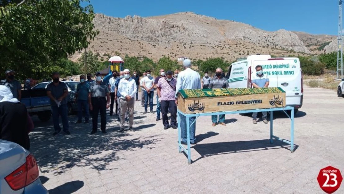 Elazığ'da Karı Koca Bir Gün Arayla Koronaya Yenik Düştü