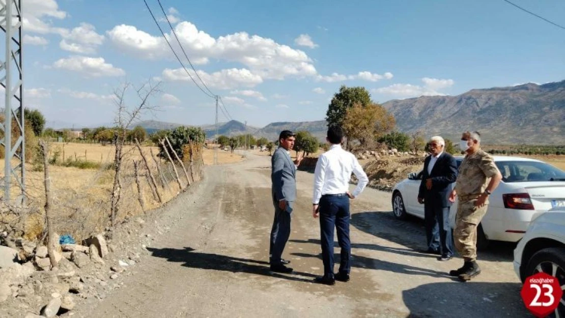 Arıcak Kaymakamı Onur Şan, Yol Yapım Çalışmalarını İnceledi