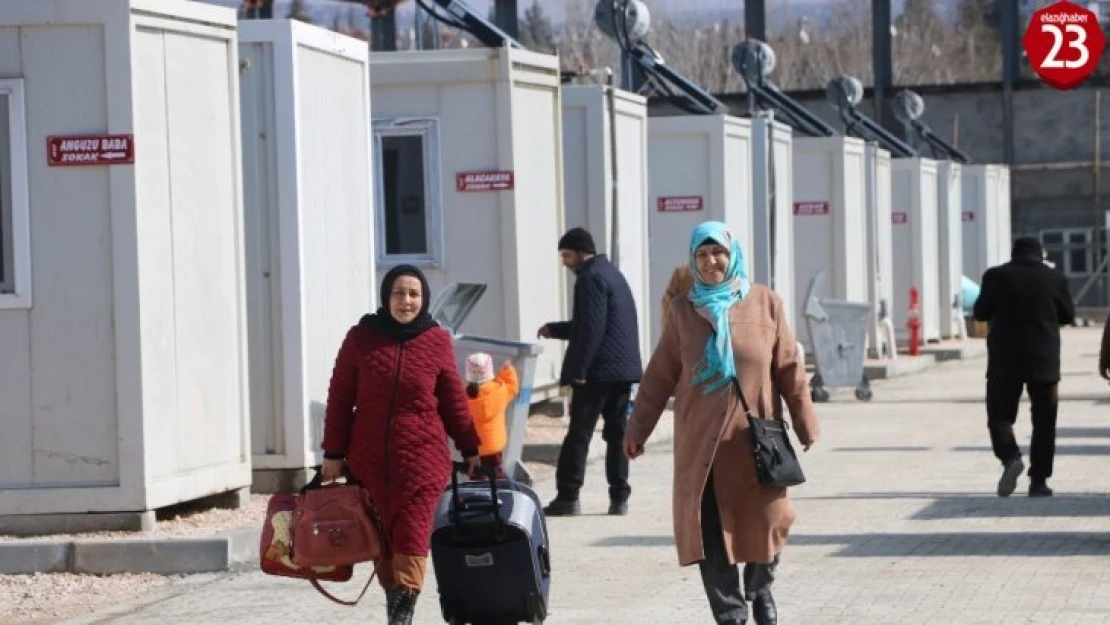 Konteyner kentte aileler ilk günü geride bıraktı