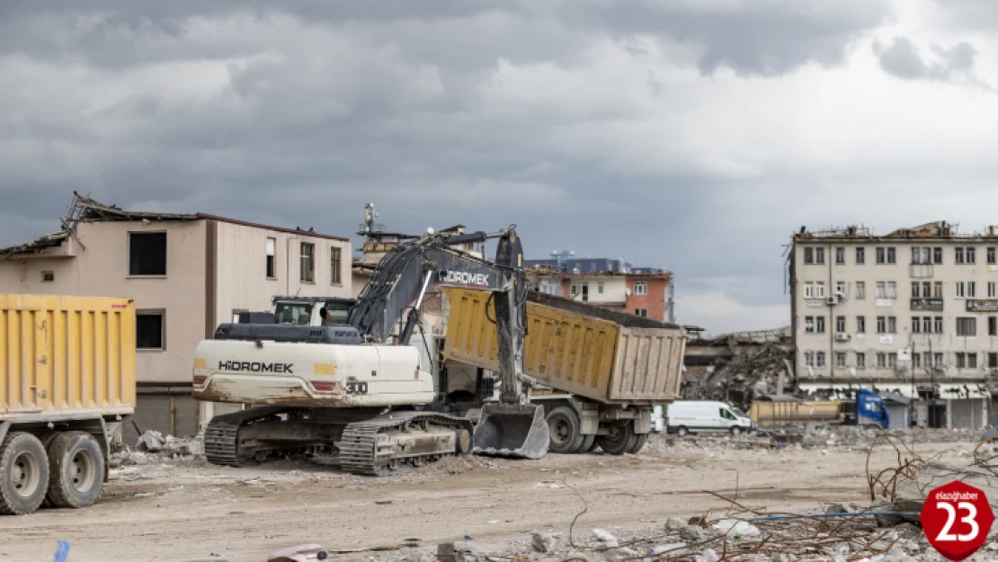 Malatya'da 1 Milyon 131 Bin Metrekarede Enkaz Kaldırma Çalışması Tamamlandı