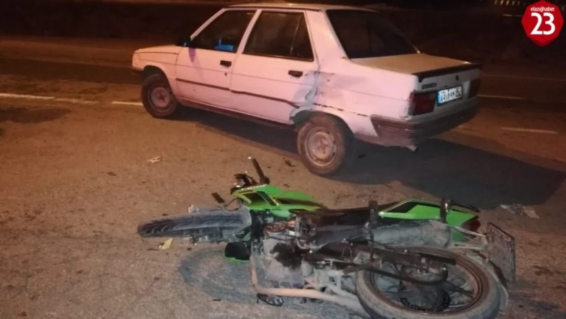 Motosiklet ile otomobil çarpıştı:1 yaralı