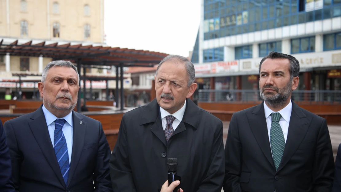 Özhaseki, 3 Tane Oy İçin Terör Örgütlerine Diz Çökmüş Bir İttifakla Karşı Karşıyayız.