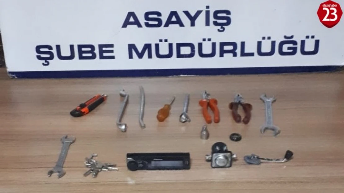 Polis, oto hırsızını suç üstü yakaladı