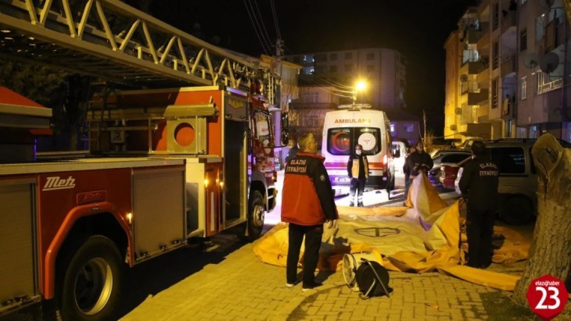 Polis ve itfaiye ekibinin müdahalesi genç kızı kurtardı