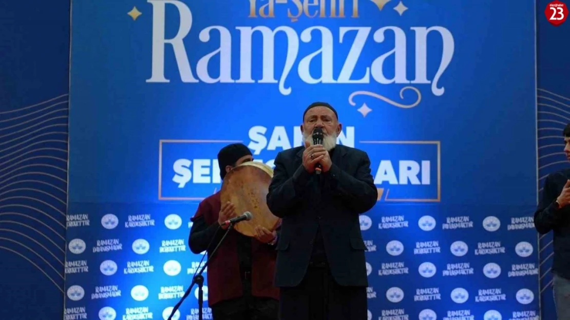 Elazığ'da Ramazan Coşkusu: Tasavvuf Müziği Sanatçısı Turgut Kırgıl Vatandaşlarla Buluştu