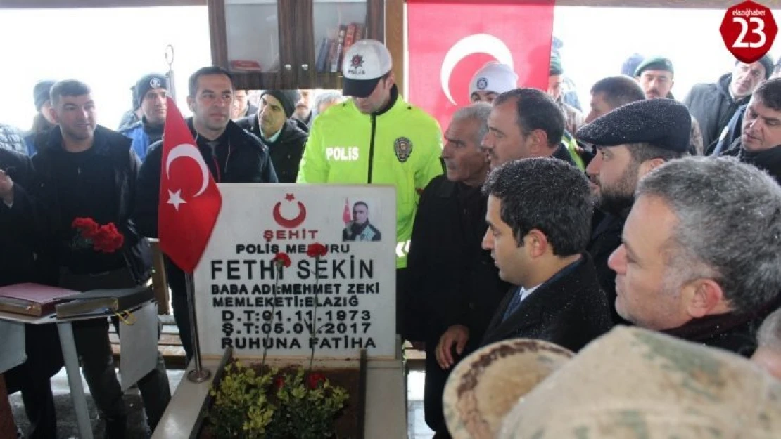 Şehit Fethi Sekin, şehadetinin 3. yılında kabri başında anıldı