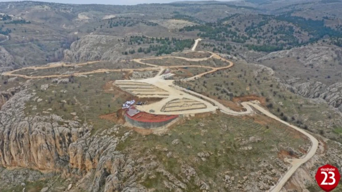 Tarihi Harput-Hüseynik yolunda çalışmaların yüzde 85'i tamamlandı