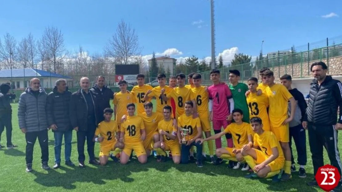 U15'te Elazığ Şampiyonu İl Özel İdarespor