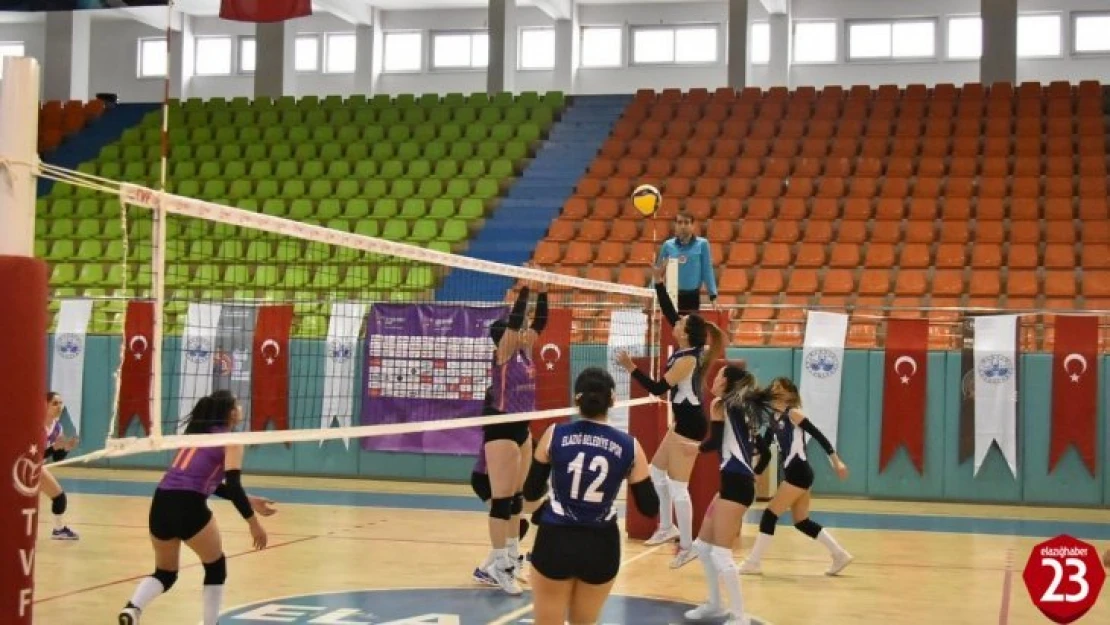 Voleybol 2. Lig: Elazığ Belediyesi Voleybol: 3 - Lice Gençlikspor: 0